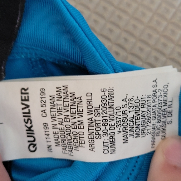 Quick silver swim suit - Picture 3 of 4